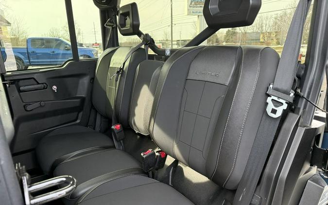 2026 Can-Am® Defender MAX Limited HD11