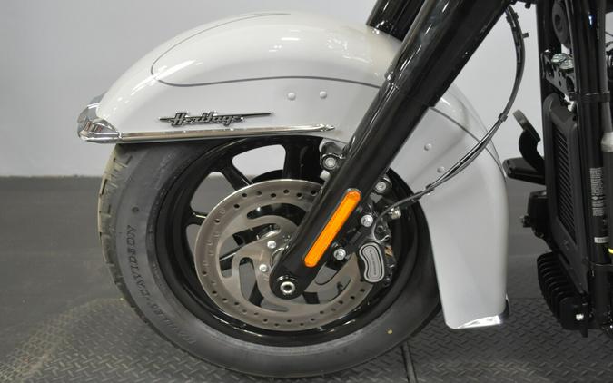 2025 Harley-Davidson Heritage Classic FLHC