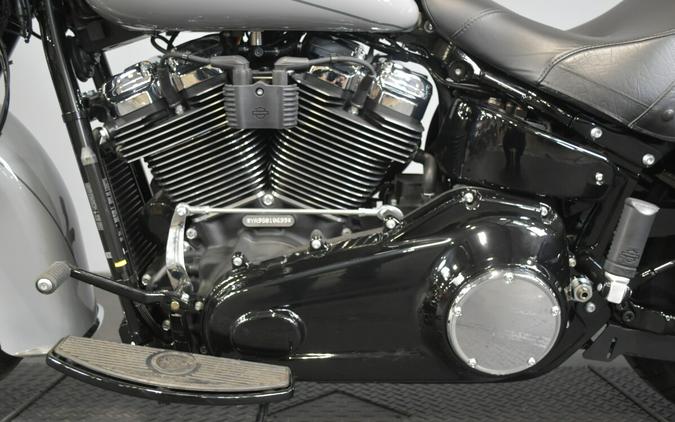 2025 Harley-Davidson Heritage Classic FLHC