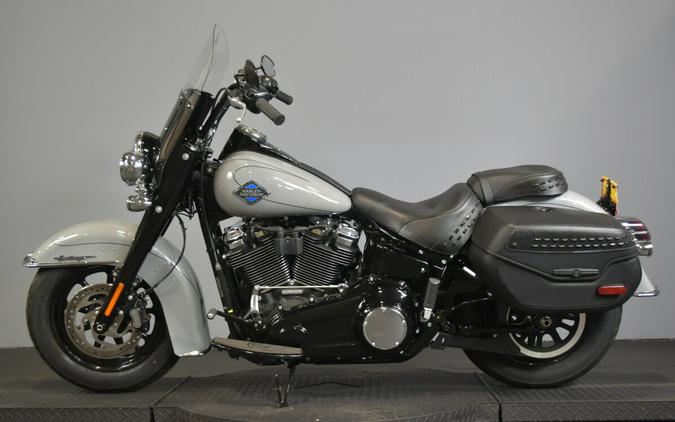 2025 Harley-Davidson Heritage Classic FLHC