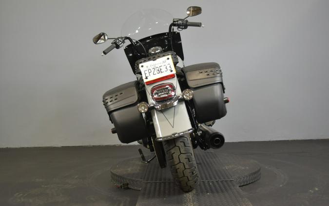 2025 Harley-Davidson Heritage Classic FLHC