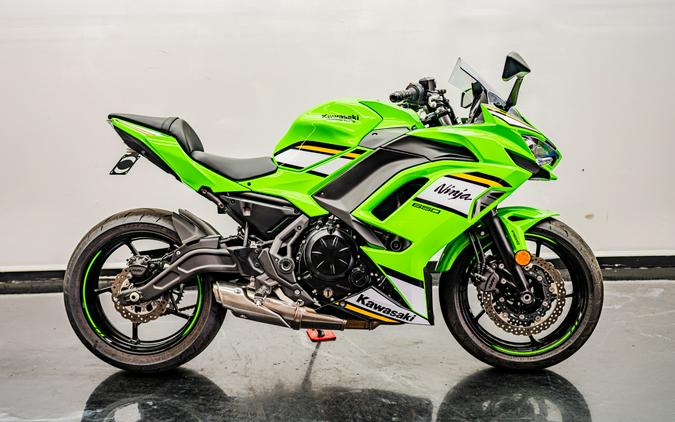 2025 Kawasaki Ninja® 650 KRT Edition ABS