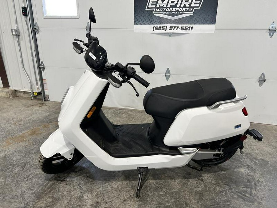 2021 Genuine Scooters MQi+ SPORT