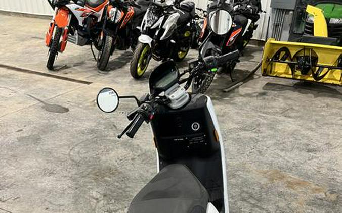 2021 Genuine Scooters MQi+ SPORT