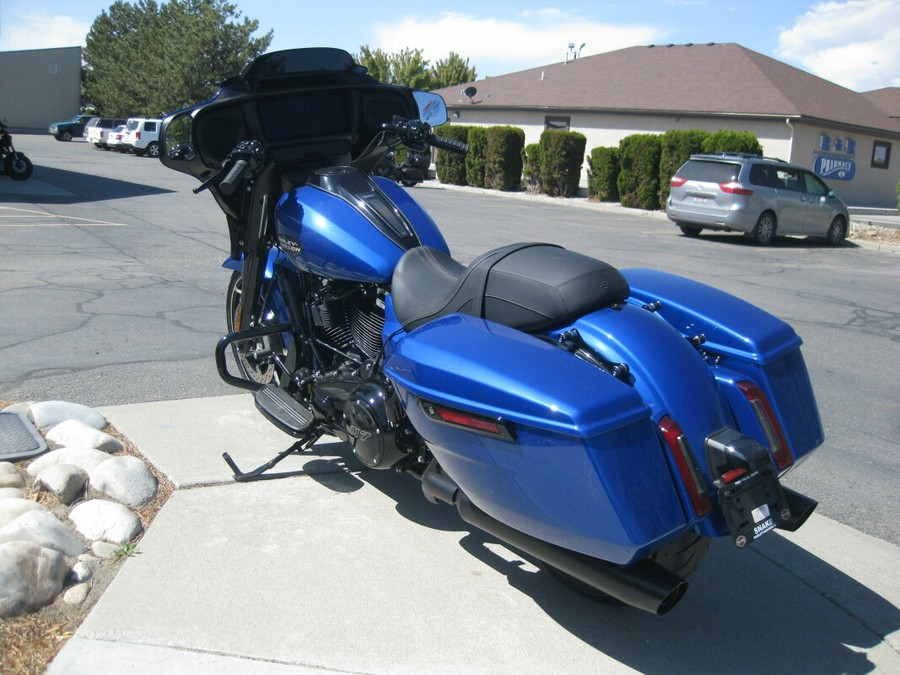 2024 Harley-Davidson Street Glide® Blue Burst - Black Finish