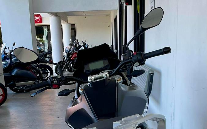 2025 BMW G 310 GS