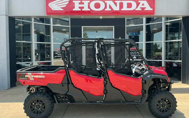 2025 Honda Pioneer 1000-6 Deluxe Crew