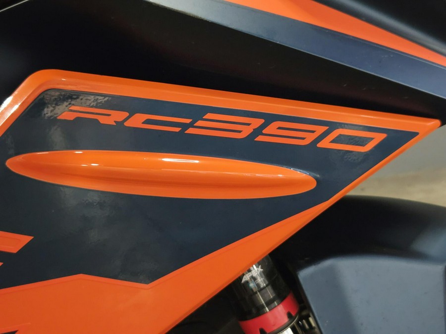 2023 KTM RC 390