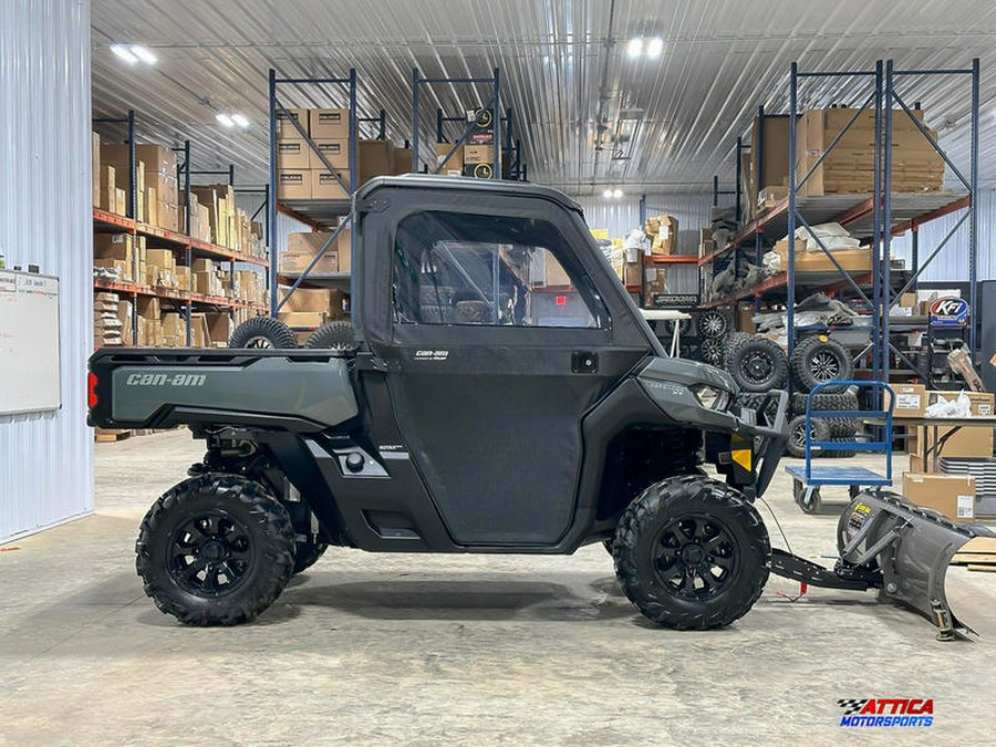 2024 Can-Am® Defender XT HD10