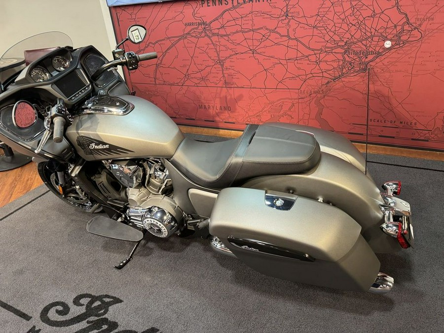 2024 Indian Motorcycle® Challenger® Titanium Smoke