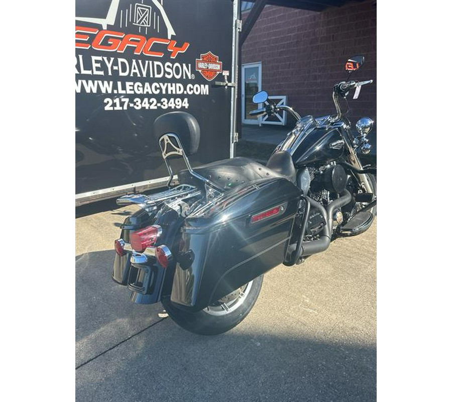 2015 Harley-Davidson Road King®