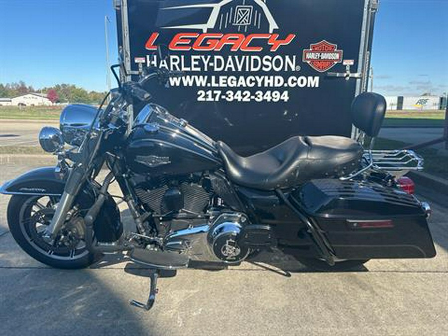 2015 Harley-Davidson Road King®