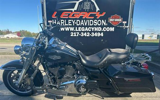 2015 Harley-Davidson Road King®