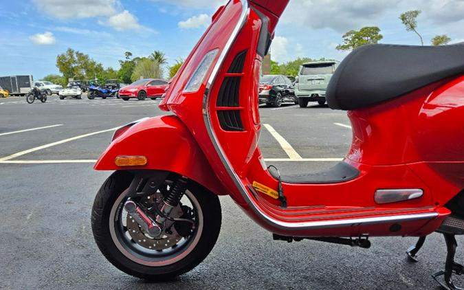 2024 Vespa GTS Super 300