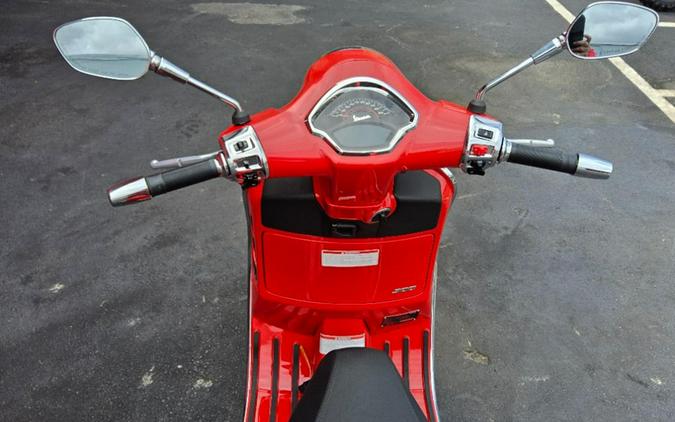 2024 Vespa GTS Super 300