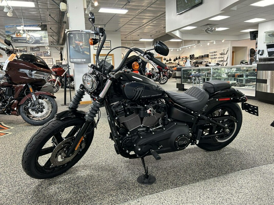 2024 Harley-Davidson™ Street Bob™ 114 Vivid Black- w/ABS