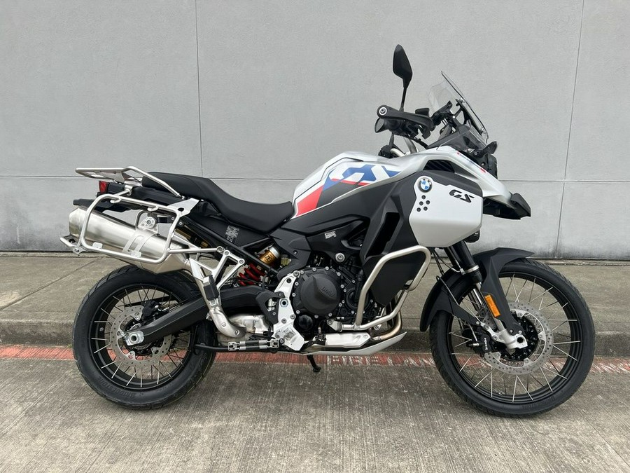 2024 BMW F 900 GS Adventure White Aluminum Metal Matte