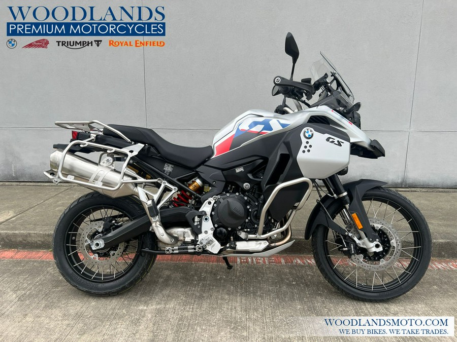 2024 BMW F 900 GS Adventure White Aluminum Metal Matte