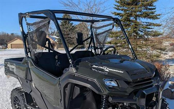 2025 Honda Pioneer 1000 Deluxe