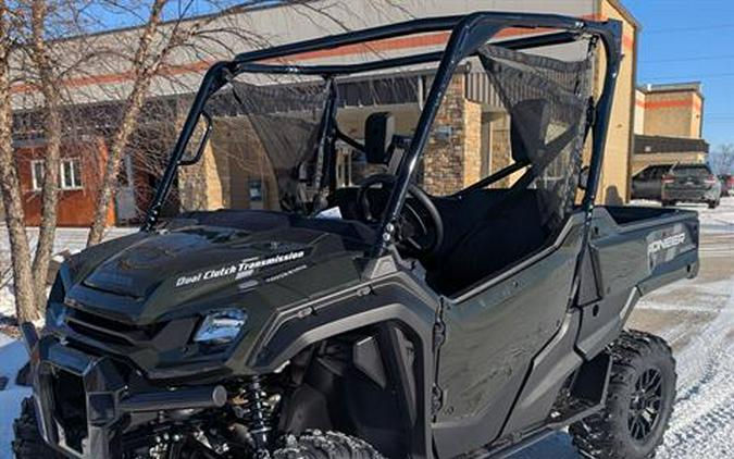 2025 Honda Pioneer 1000 Deluxe
