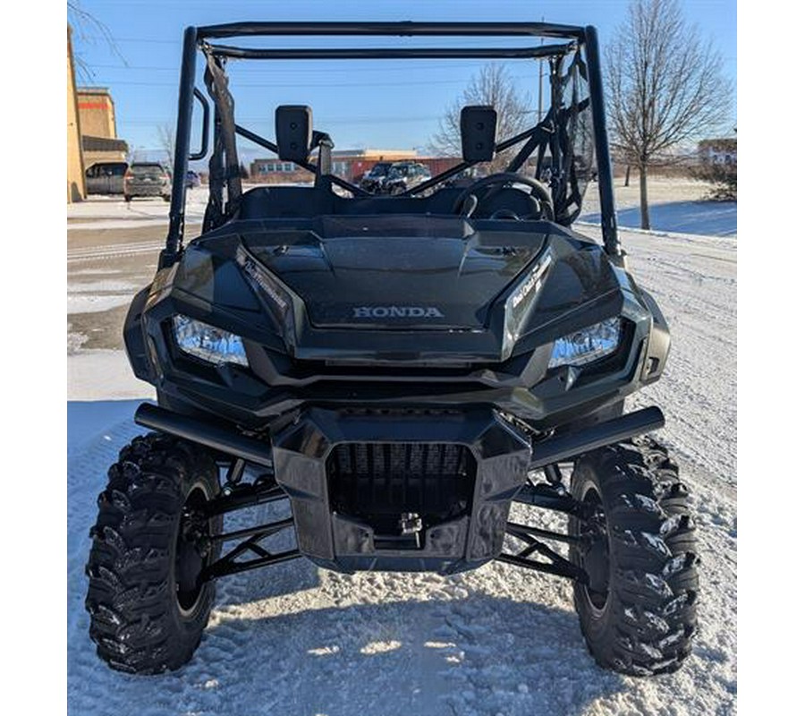 2025 Honda Pioneer 1000 Deluxe