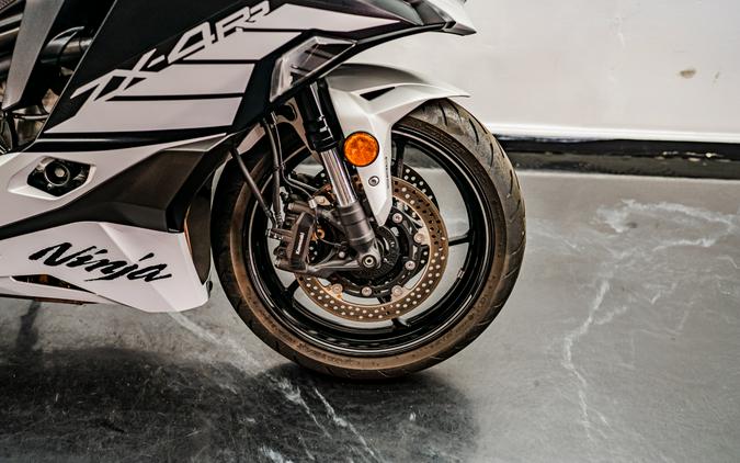 2025 Kawasaki Ninja® ZX™-4RR ABS