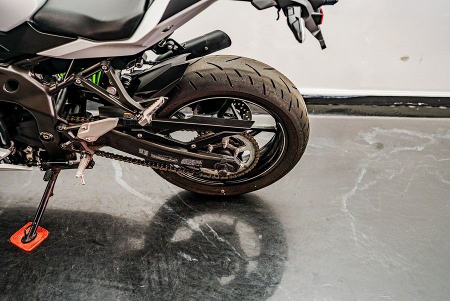 2025 Kawasaki Ninja® ZX™-4RR ABS