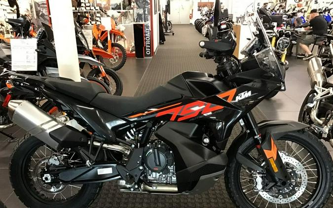 2024 KTM 790 Adventure