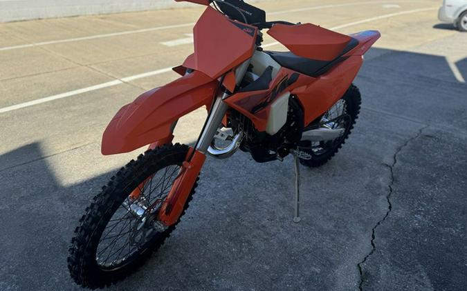 2025 KTM XC 125