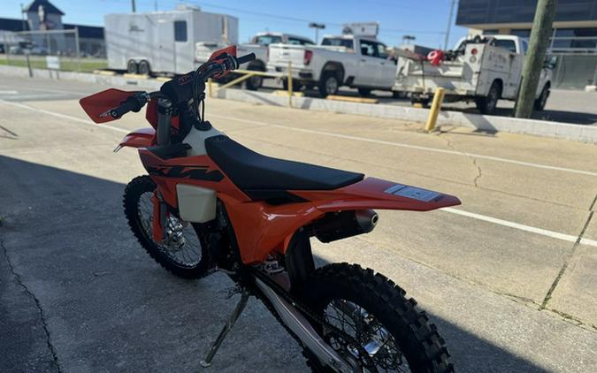 2025 KTM XC 125