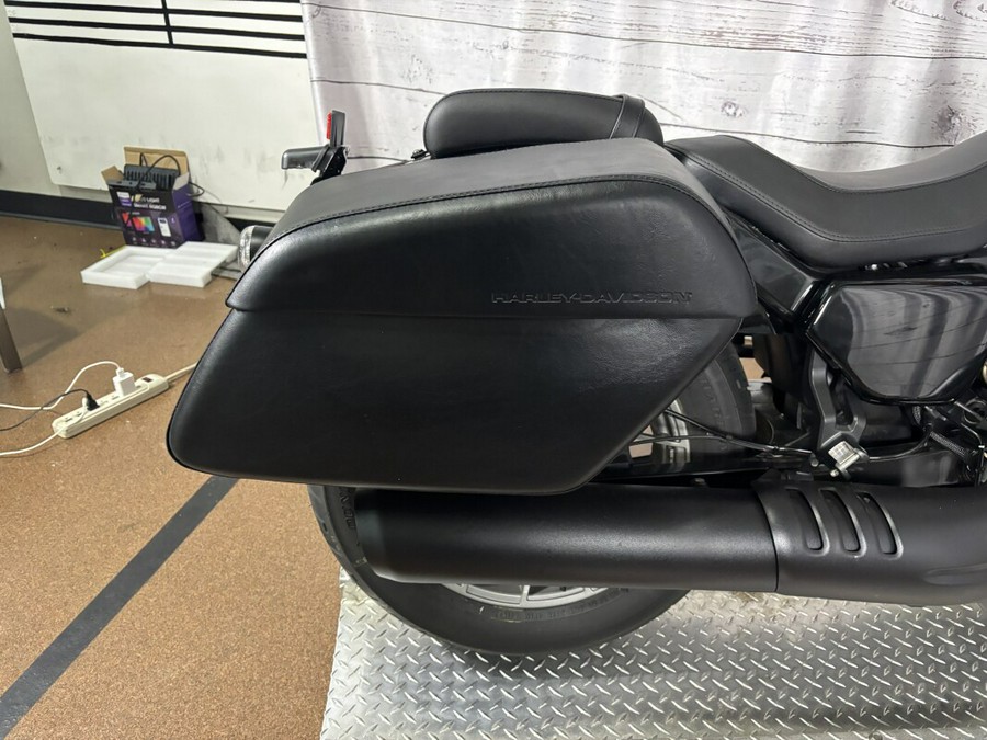 2024 Nightster™ Special – Agile and Tech-Savvy Ride