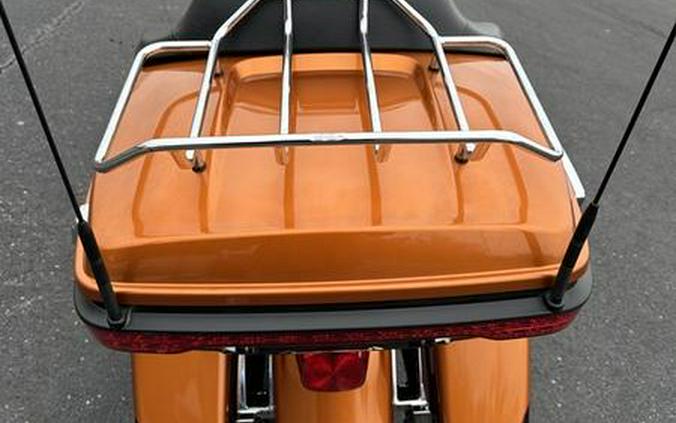 2016 Harley-Davidson® FLHTKL - Ultra Limited Low