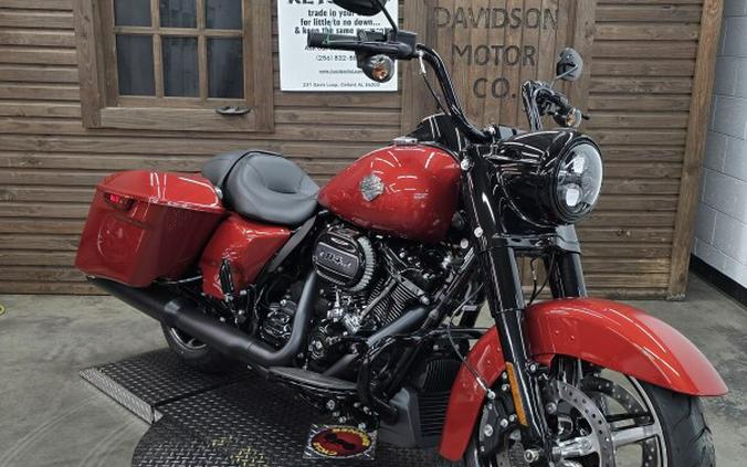 2025 Harley-Davidson® Road King™ Special WHISKEY FIRE/BLK TRIM