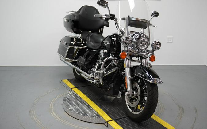 2017 Harley-Davidson® Road King® Vivid Black
