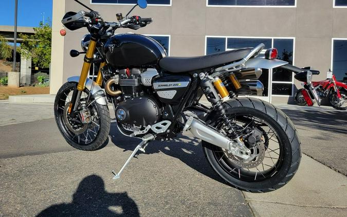 2026 Triumph Scrambler 1200 XE Sapphire black
