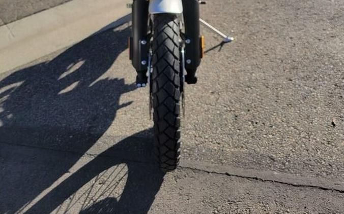 2026 Triumph Scrambler 1200 XE Sapphire black