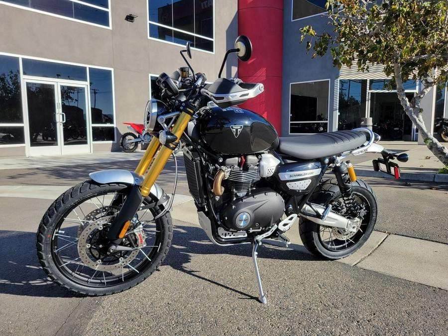 2026 Triumph Scrambler 1200 XE Sapphire black