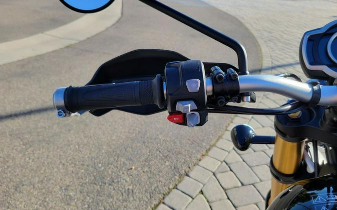 2026 Triumph Scrambler 1200 XE Sapphire black