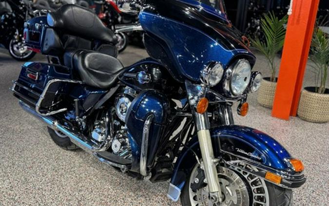 2013 Harley-Davidson FLHTCU - Electra Glide Ultra Classic