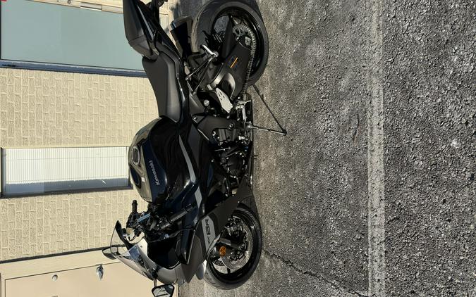 2026 Kawasaki Ninja® ZX™-6R Base