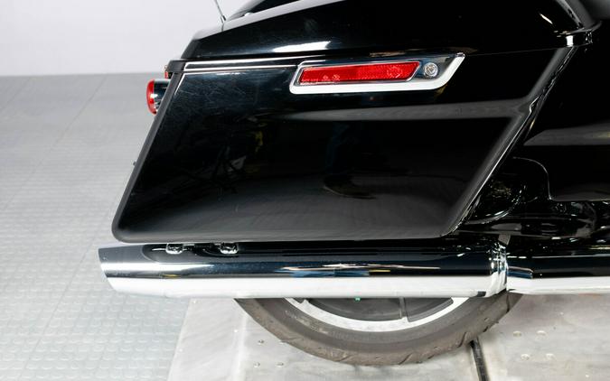 2022 Harley-Davidson Road Glide Vivid Black