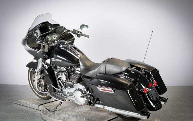 2022 Harley-Davidson Road Glide Vivid Black