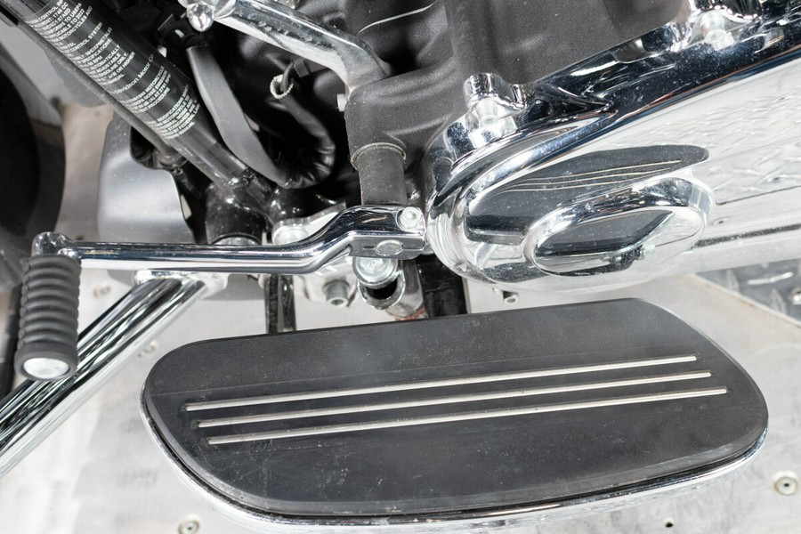 2022 Harley-Davidson Road Glide Vivid Black