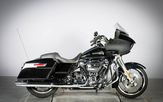 2022 Harley-Davidson Road Glide Vivid Black