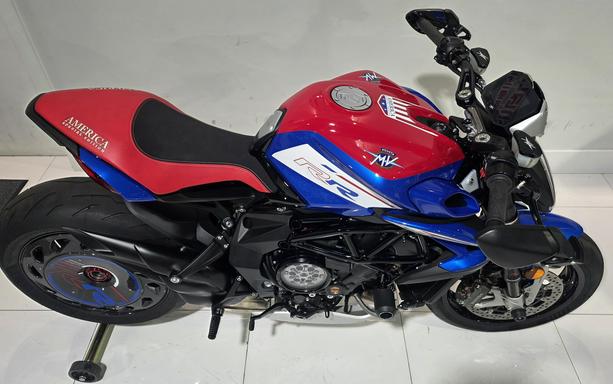 2023 MV Agusta Dragster America