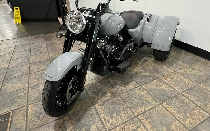 2024 Harley-Davidson Freewheeler Billiard Grey