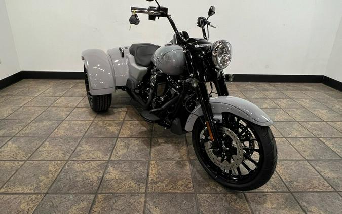 2024 Harley-Davidson Freewheeler Billiard Grey