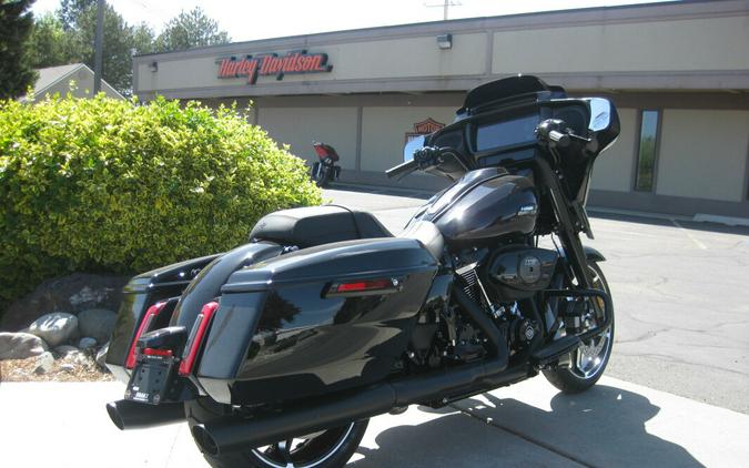 2024 Harley-Davidson Street Glide® Vivid Black - Black Finish