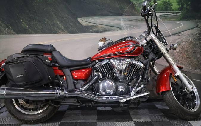 2014 Yamaha V Star® 950 Tourer