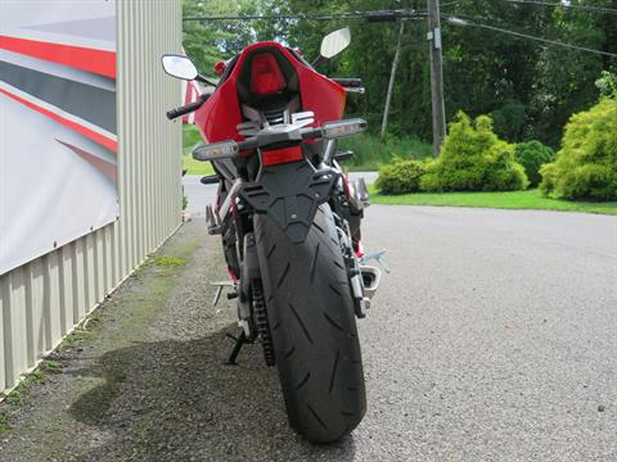 2025 Honda CBR650R E-Clutch